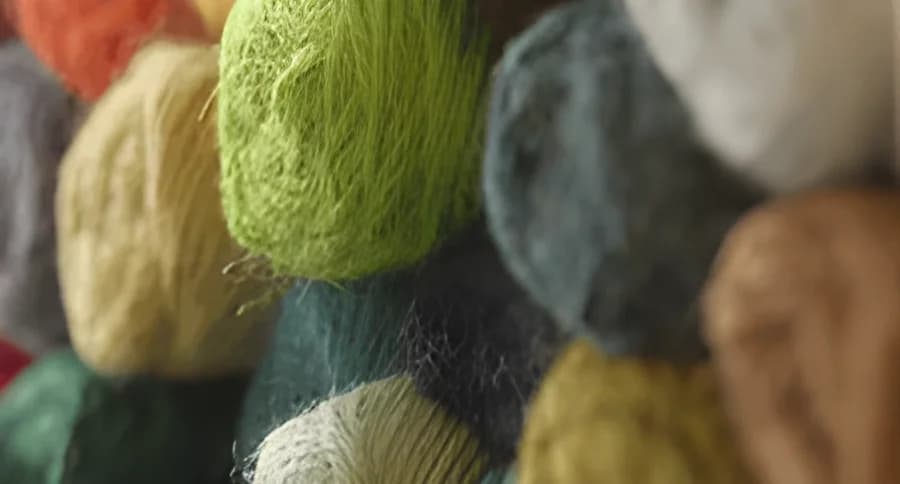 'Giv os i dag vort daglige broderi' ved Renée Heegaard Jespersen