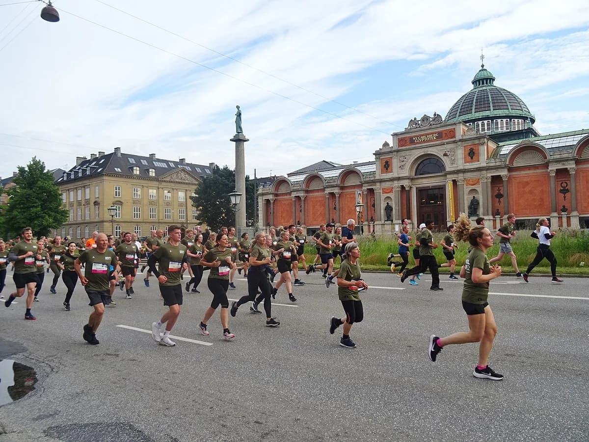 Runners on 10 km Royal Run on H.C. Andersen Boulevard in Copenhagen